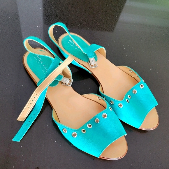 Mila Paoli sandals - Picture 1 of 4